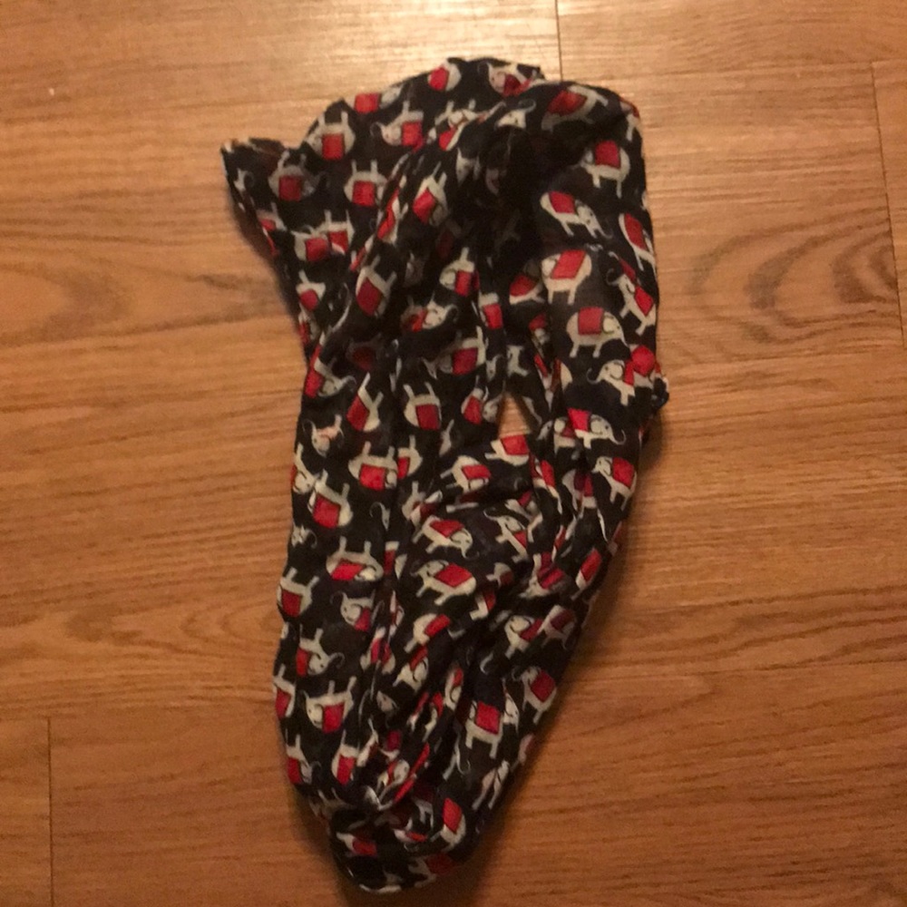 Infinity scarf